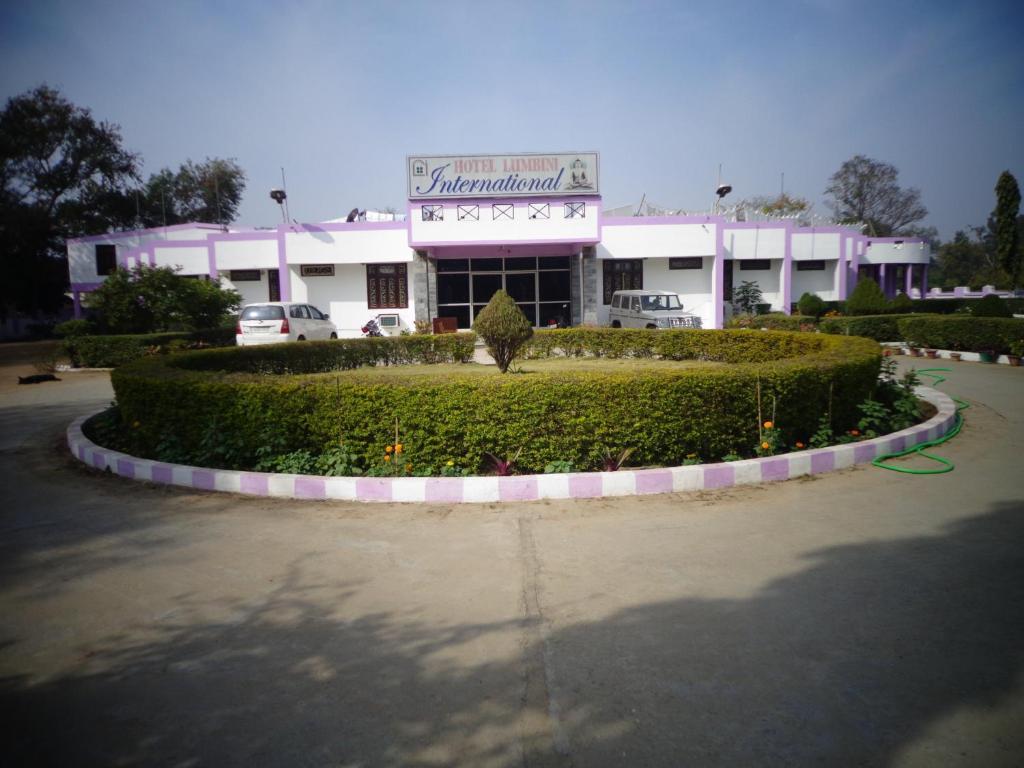 Hotel Lumbini International Bodh Gaya Exterior foto