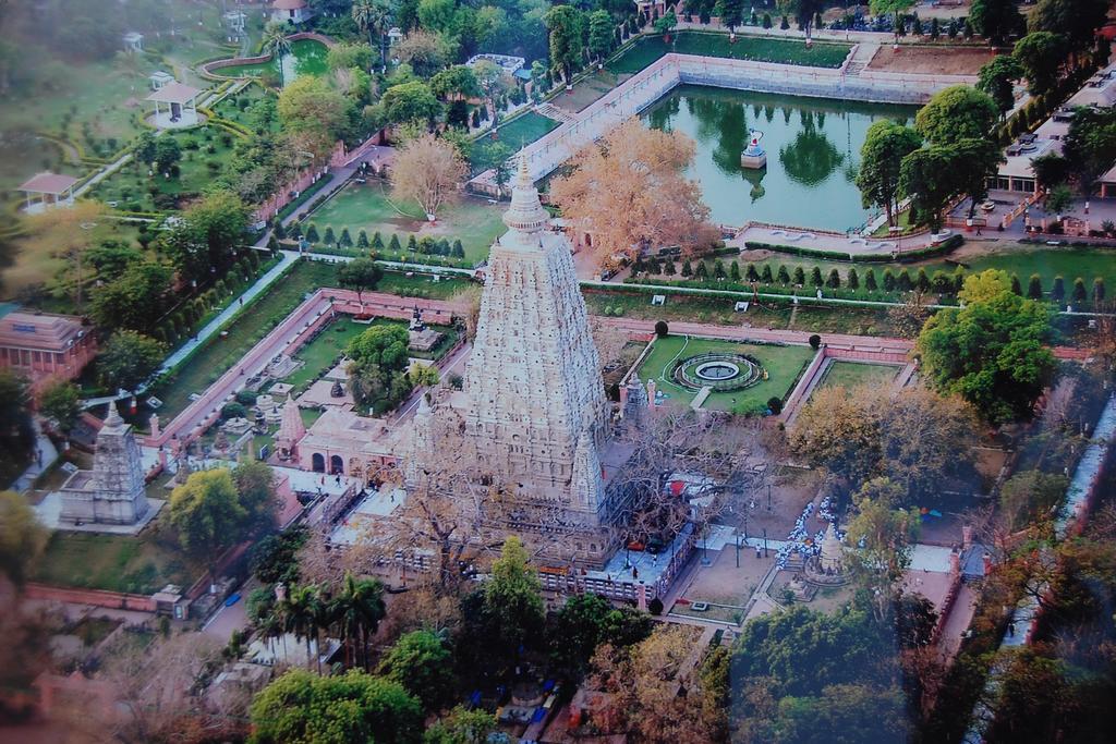 Hotel Lumbini International Bodh Gaya Exterior foto